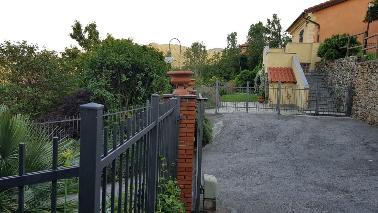Villa Claudia Quiliano Exterior photo